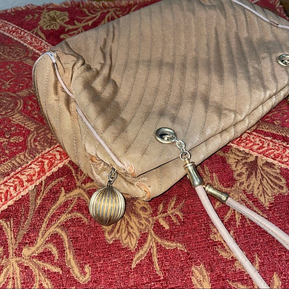 IMPERFECT $10 SALE: Authentic Vintage BALLY Tan Shoulder Bag - Picture 6 of 7